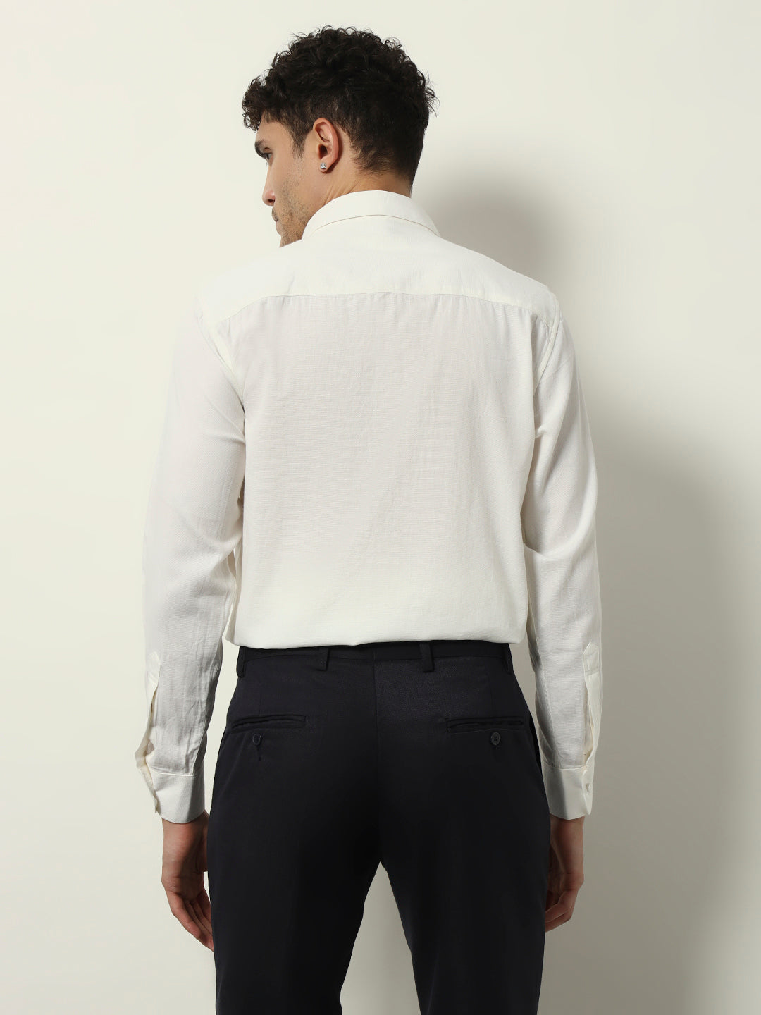 The Sterling White – Tailored Classic